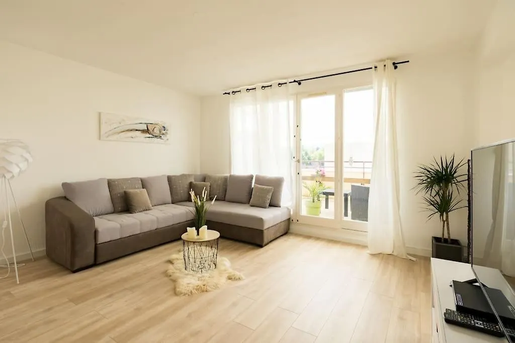 Cyclades Superbe Appartement Avec Piscine Et Terrain Tennis Saint-Julien-en-Genevois Apartment